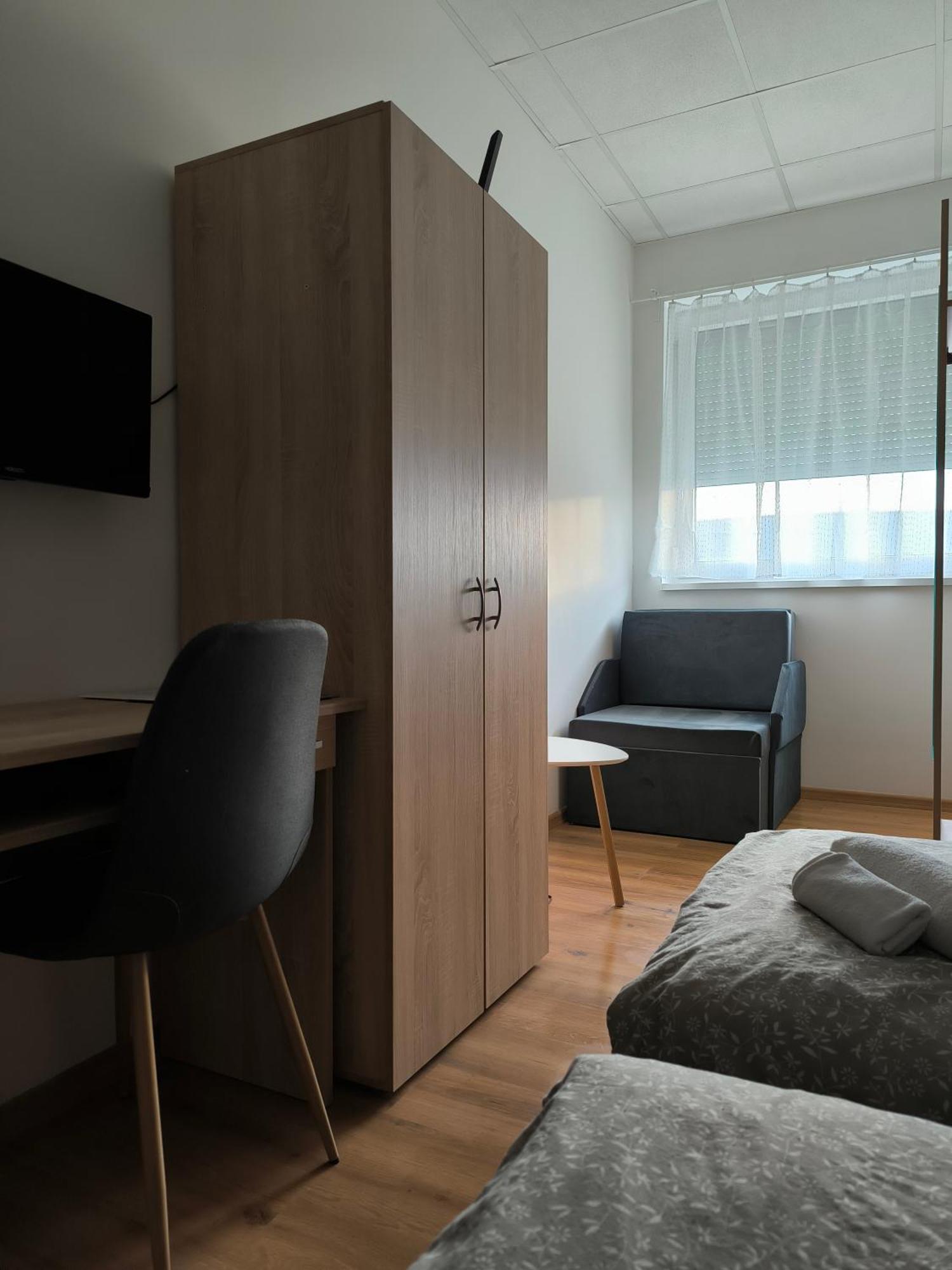 Szilas Park Motel Nagytarcsa Exteriör bild