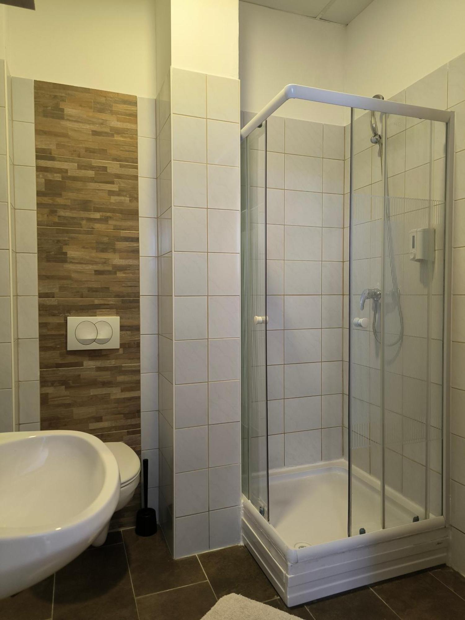 Szilas Park Motel Nagytarcsa Exteriör bild